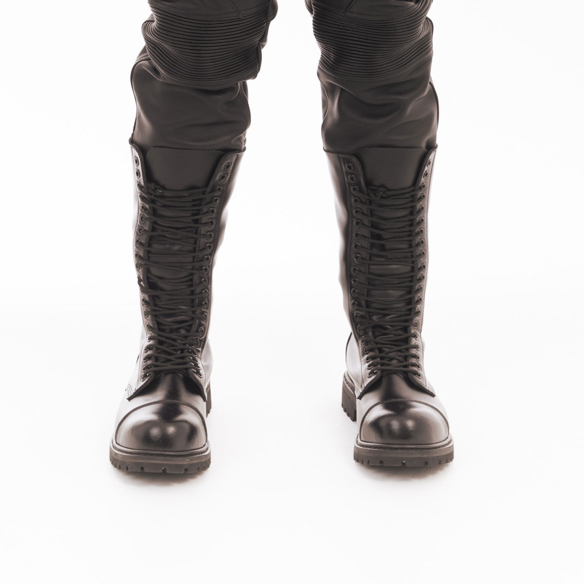 Prowler RED Leather 20 Hole Boot UK 12