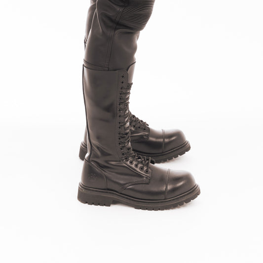 Prowler RED Leather 20 Hole Boot UK 10.5